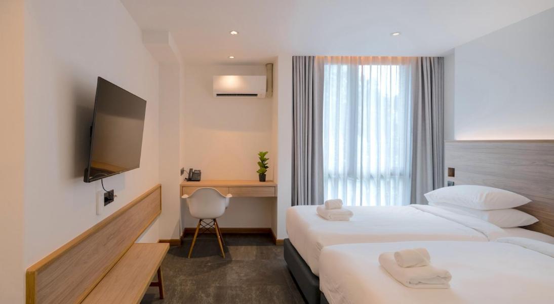 Zen Master Hotel Bangkok Exterior photo